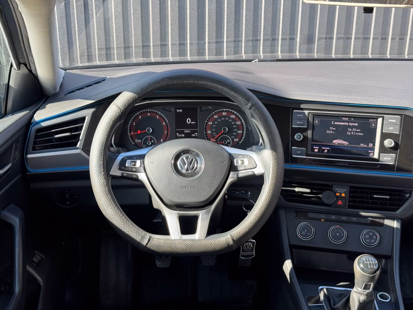 Volkswagen Jetta фото 12