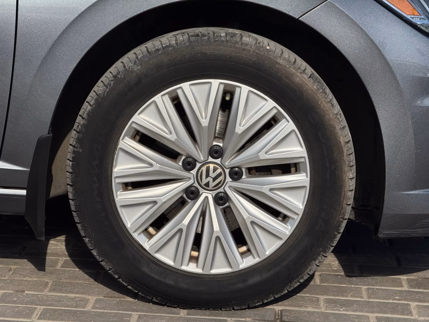 Volkswagen Jetta фото 23