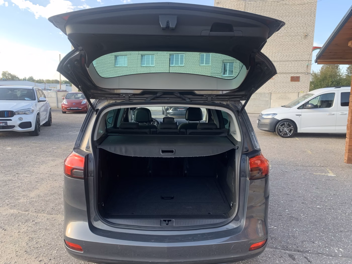 Opel Zafira фото 6