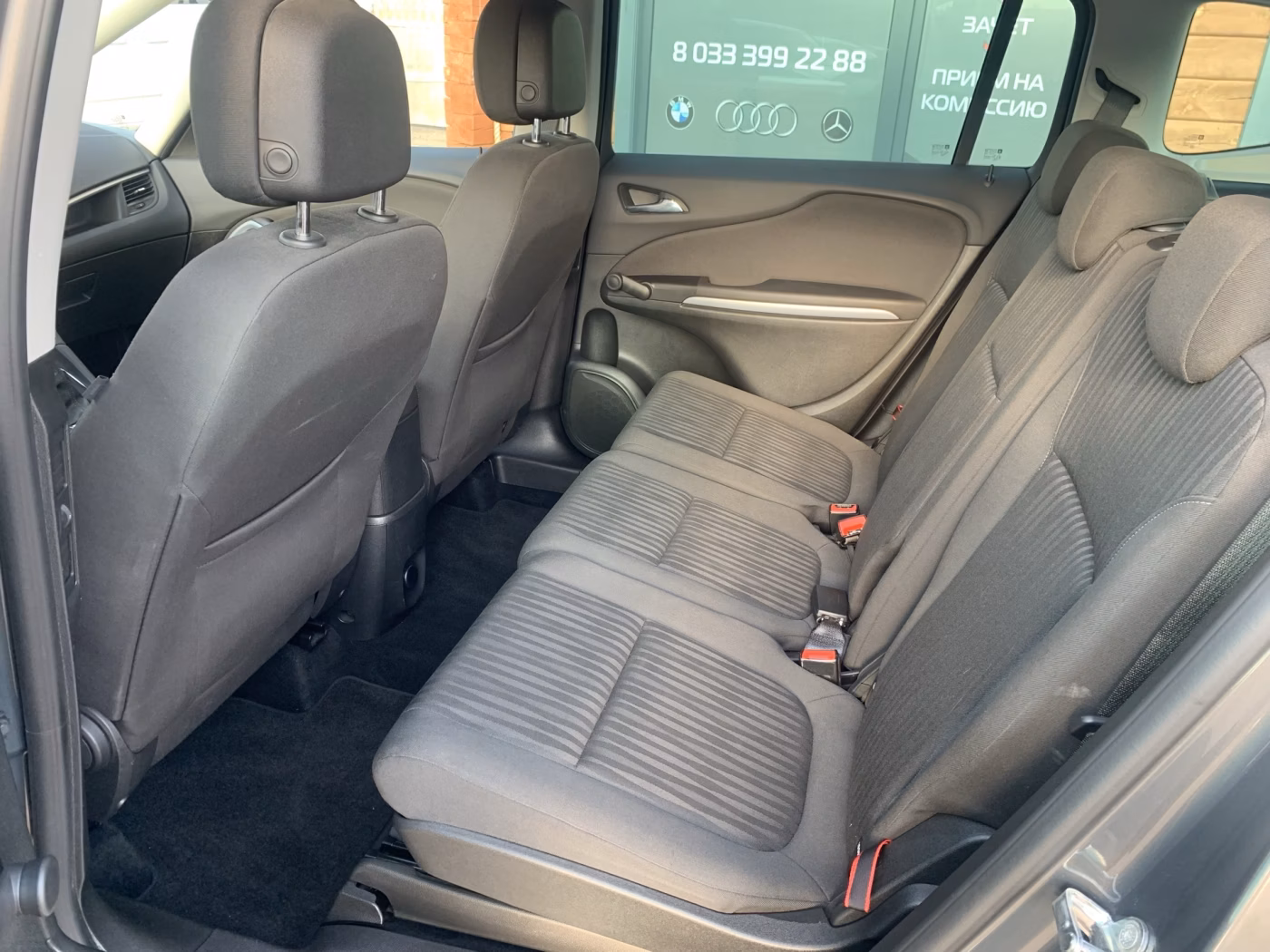 Opel Zafira фото 9