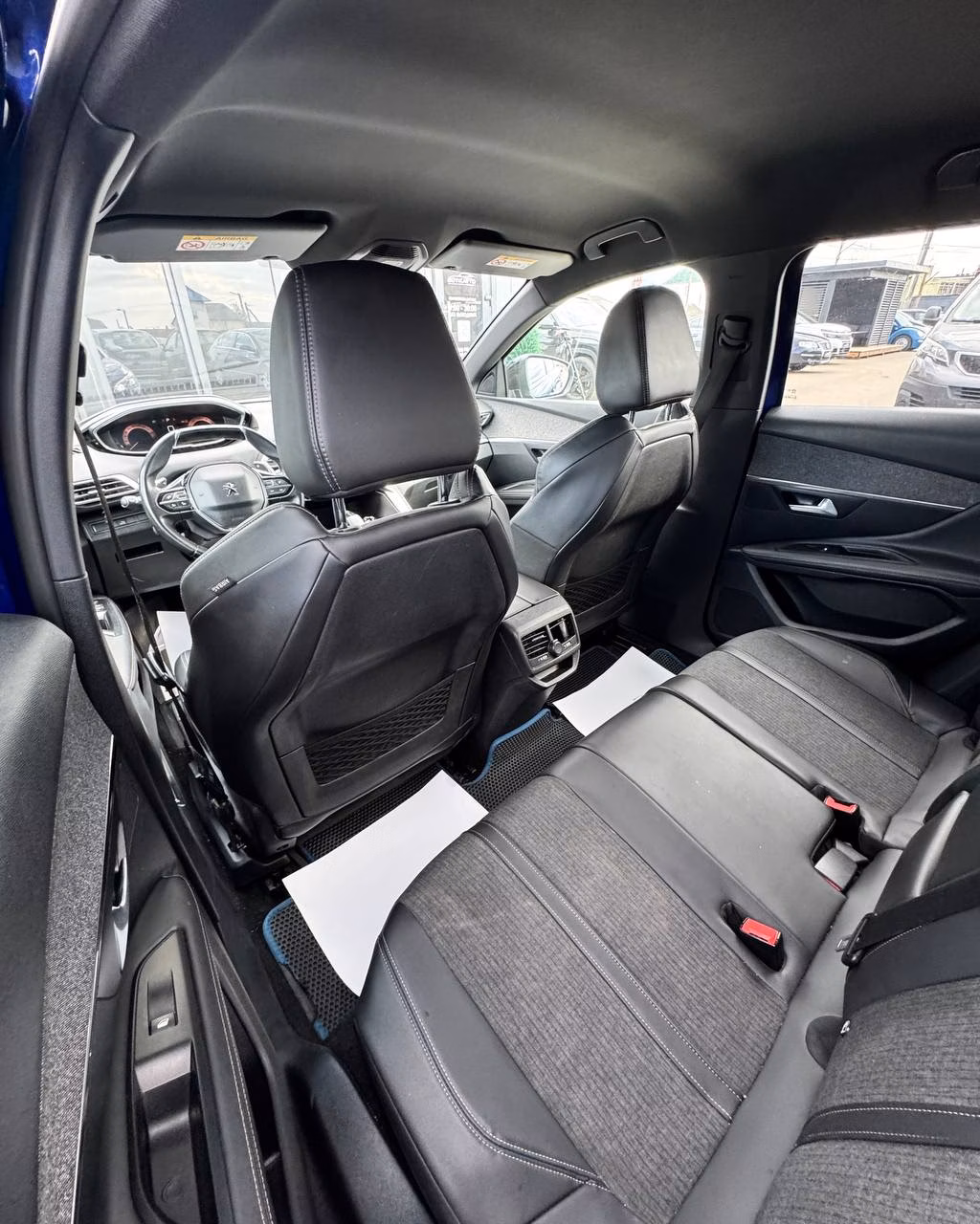 Peugeot 3008 фото 11