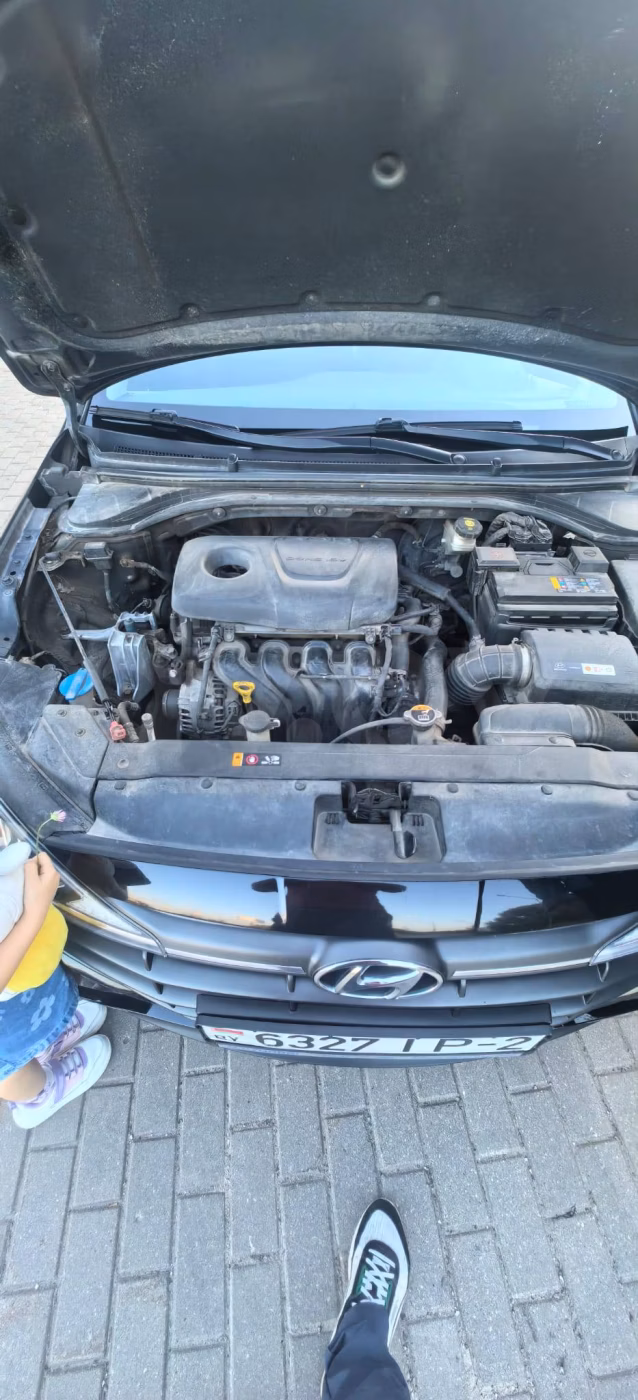 Hyundai Elantra фото 14