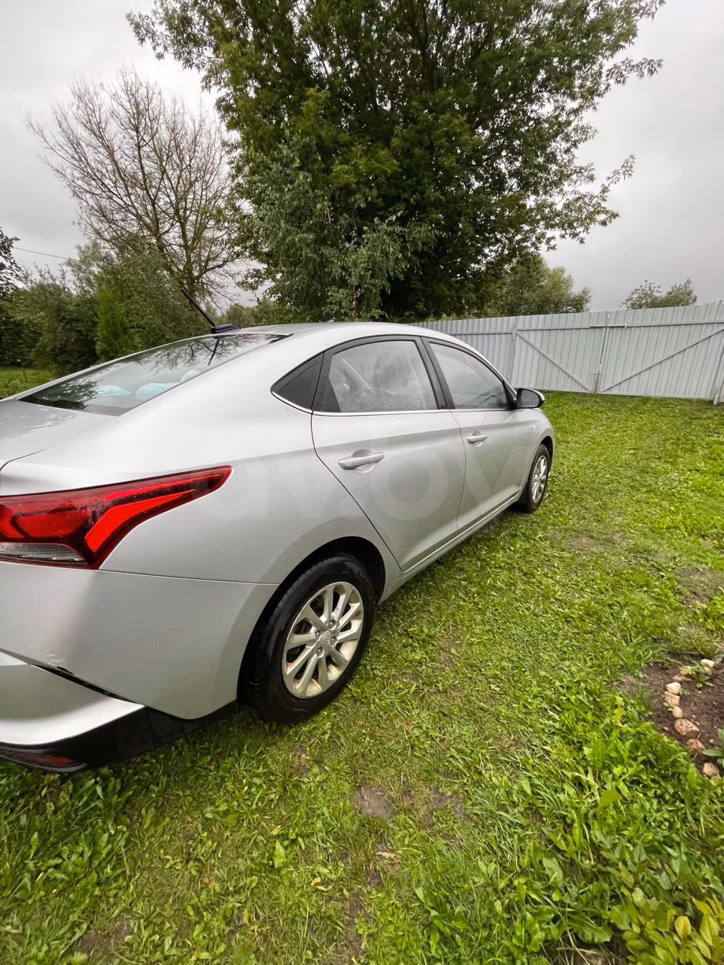 Hyundai Accent фото 7
