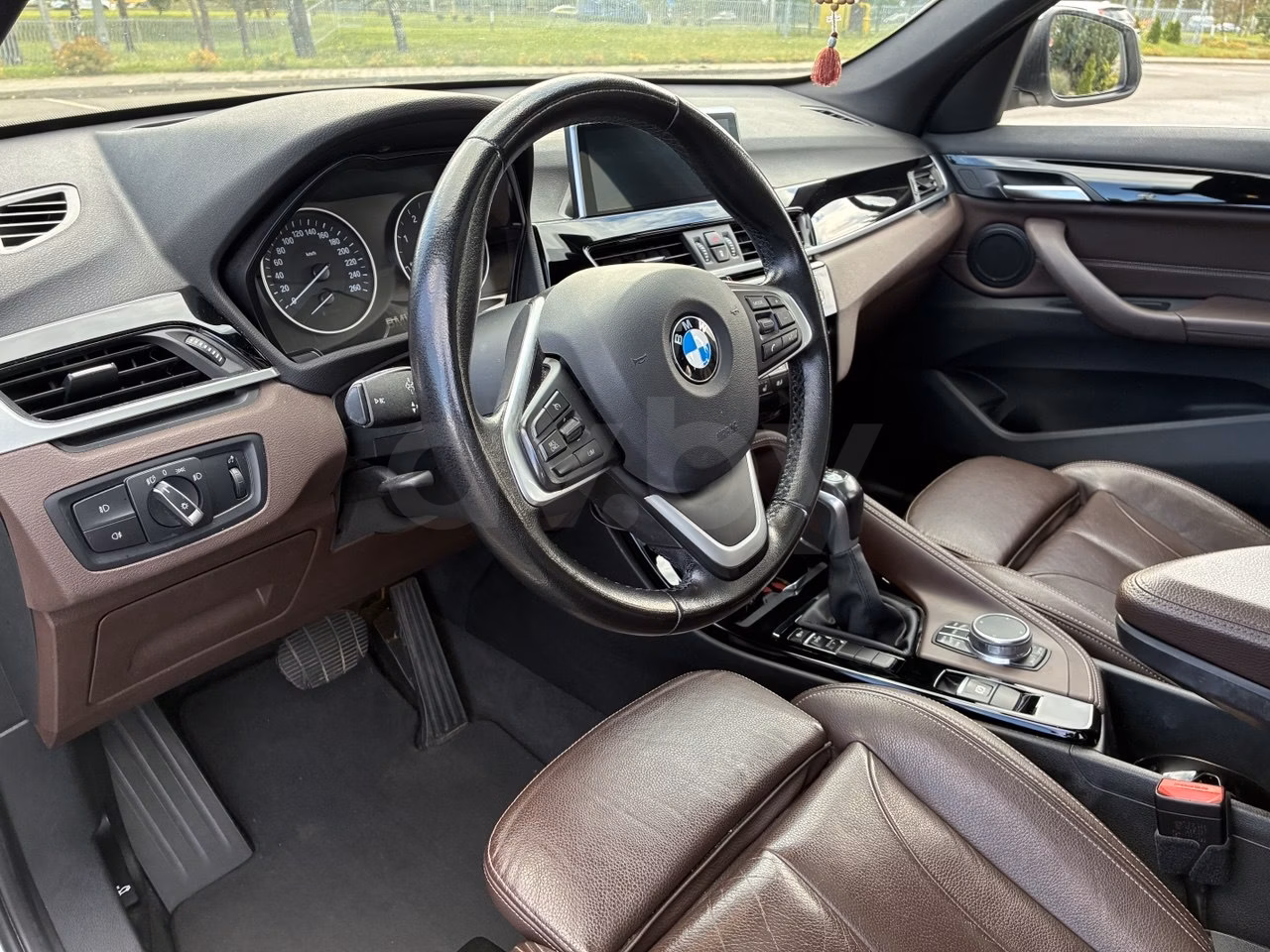 BMW X1 фото 12