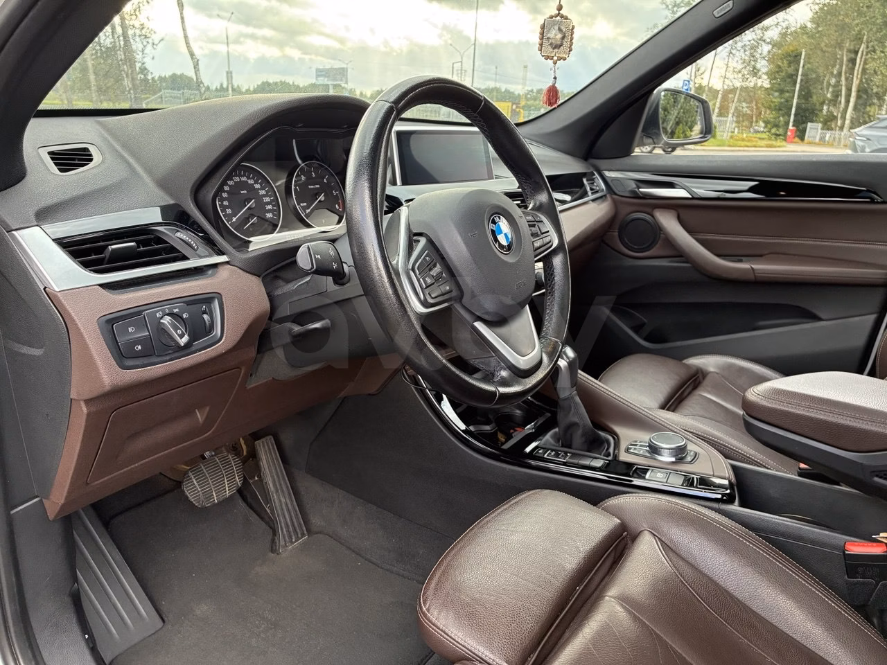 BMW X1 фото 10