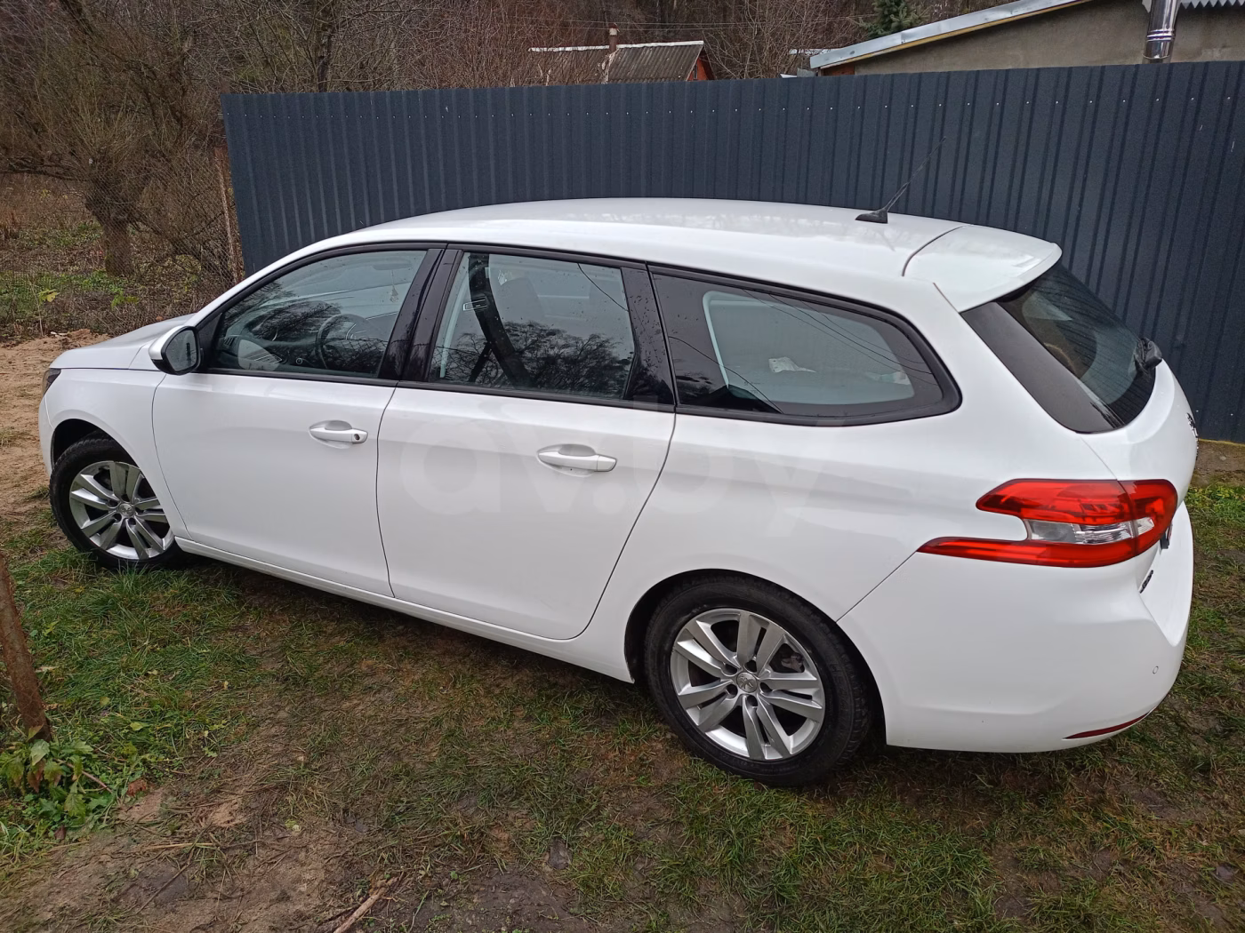 Peugeot 308 фото 2