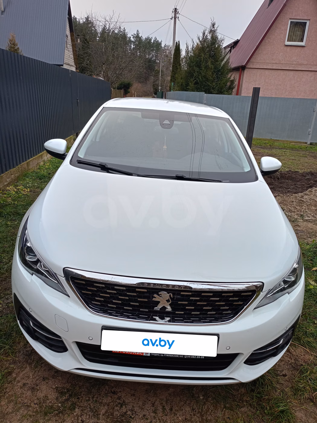 Peugeot 308 фото 3