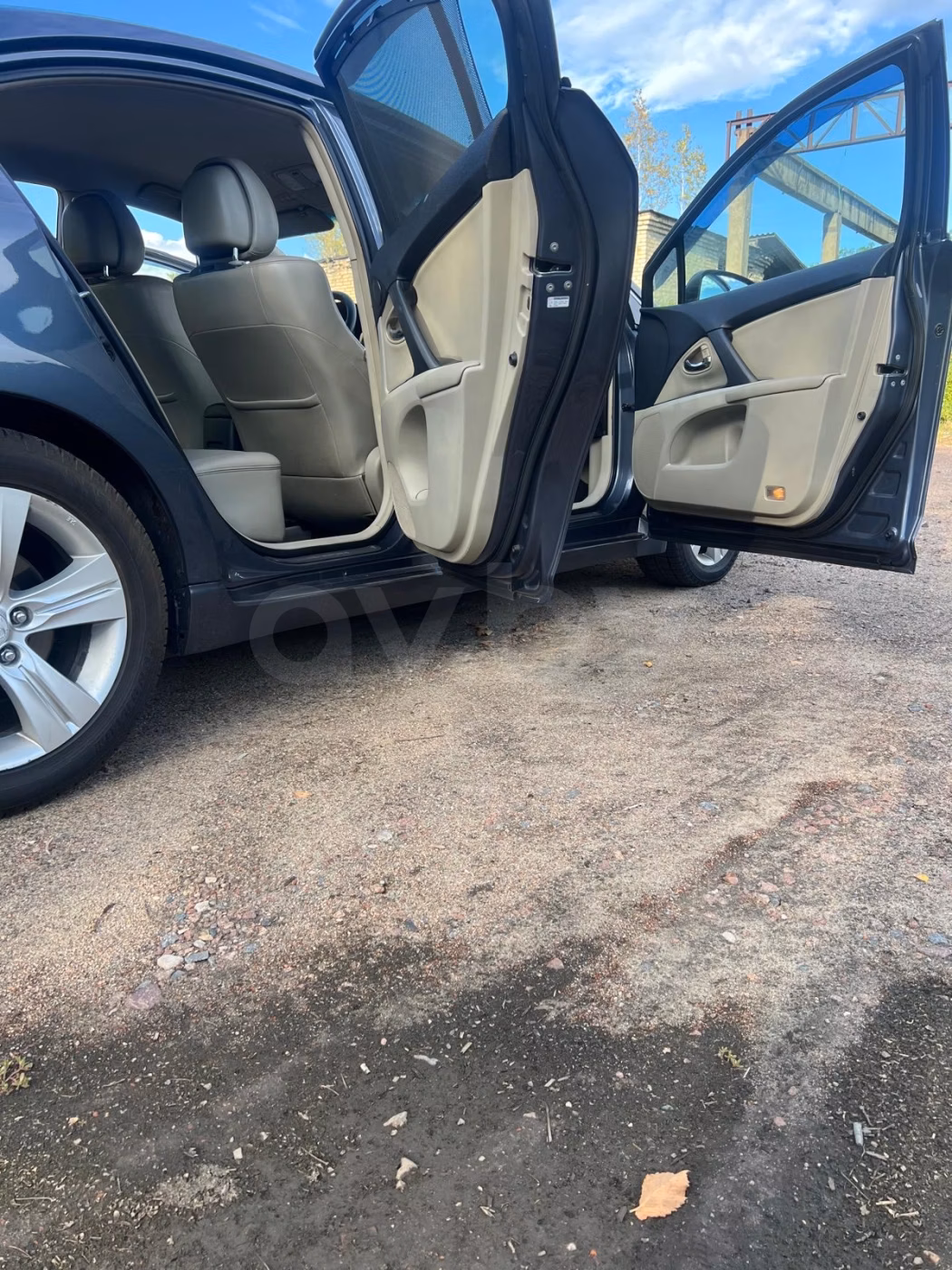 Toyota Avensis фото 16