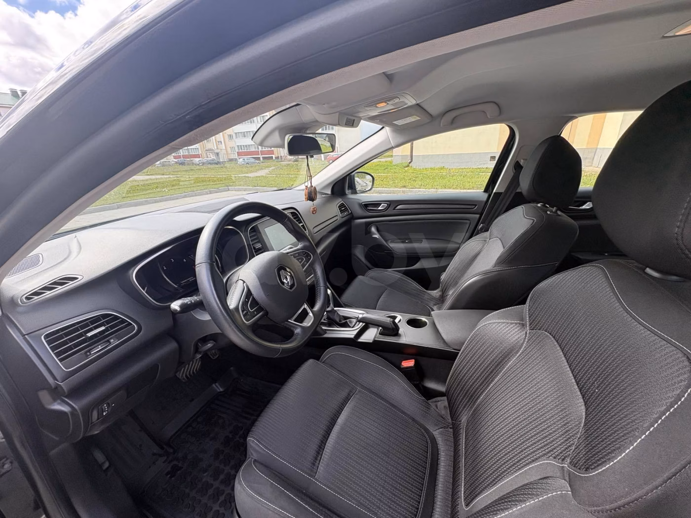 Renault Megane фото 6