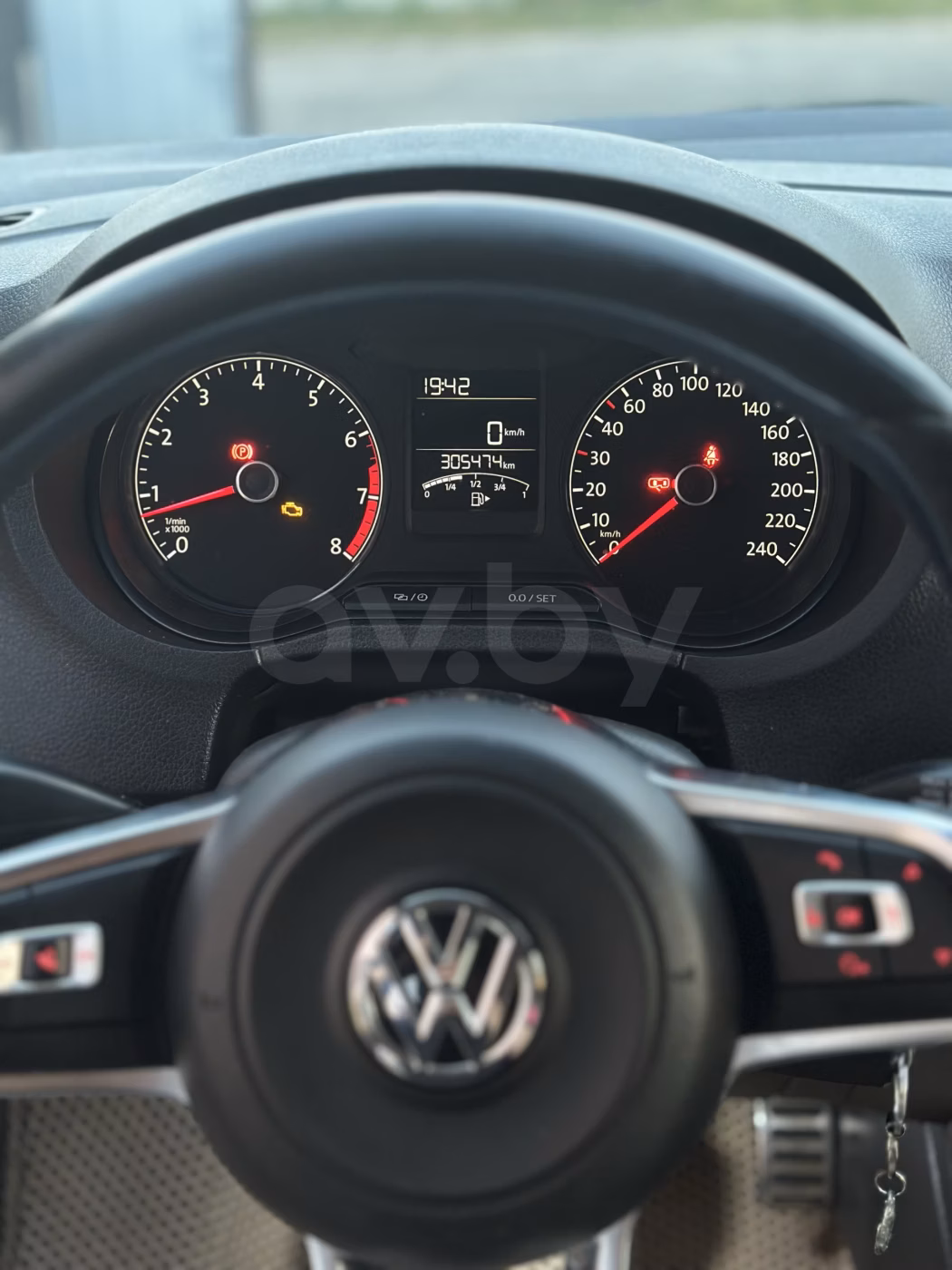 Volkswagen Polo Sedan фото 9
