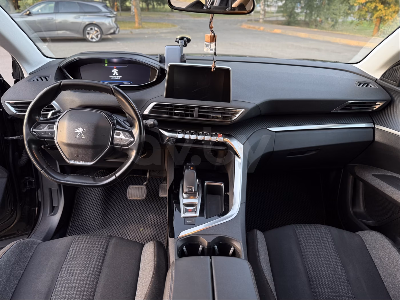 Peugeot 3008 фото 8