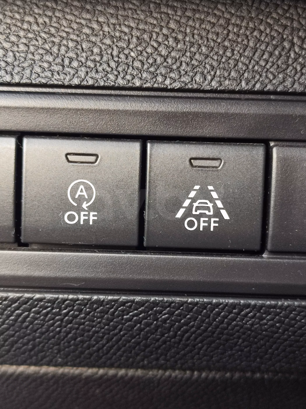 Peugeot 308 фото 9