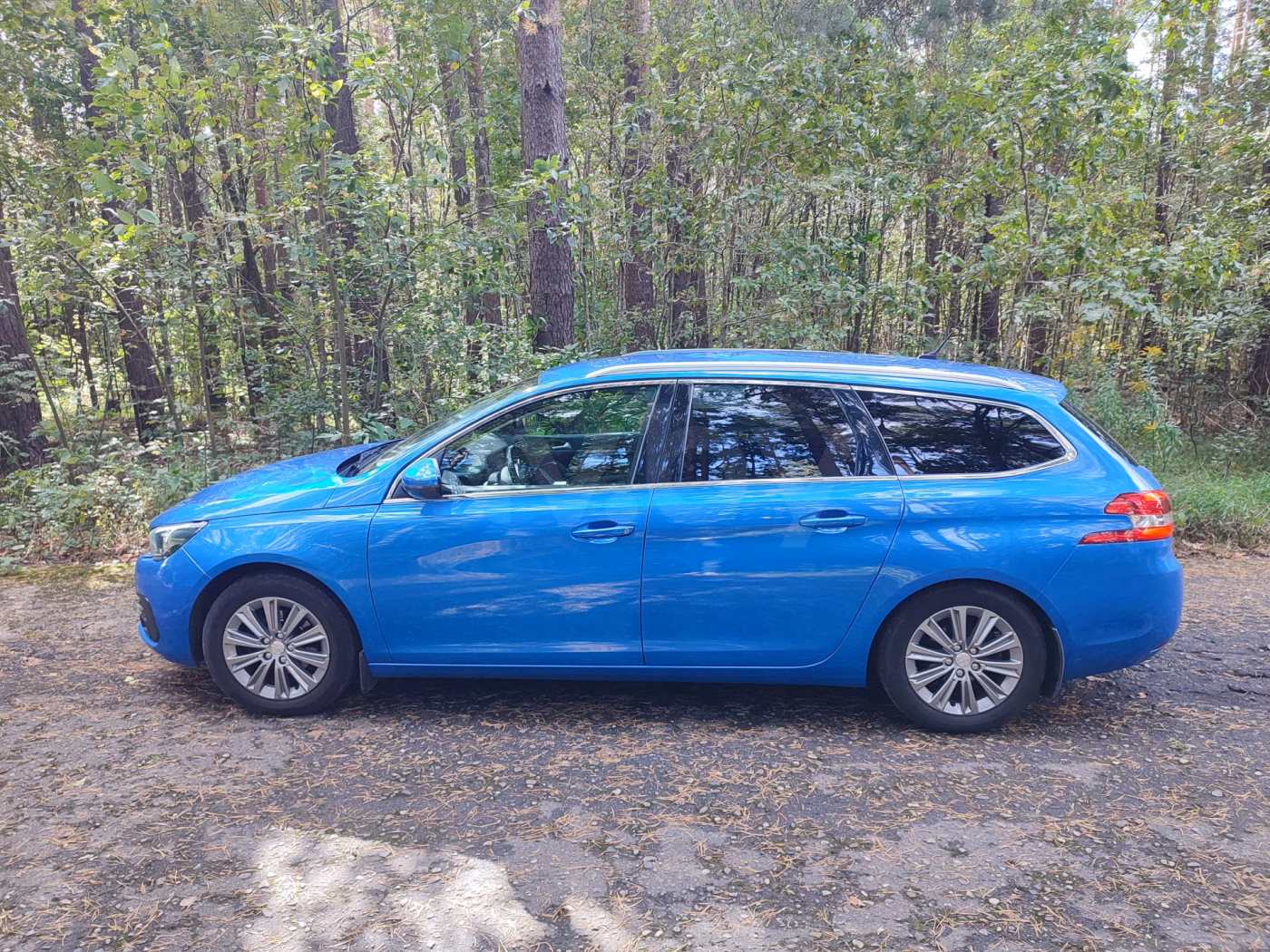 Peugeot 308 фото 2