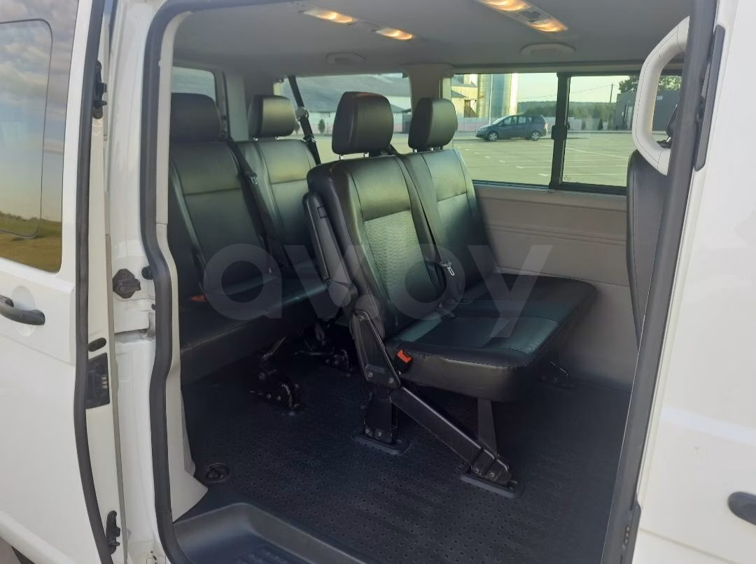 Volkswagen Caravelle фото 9