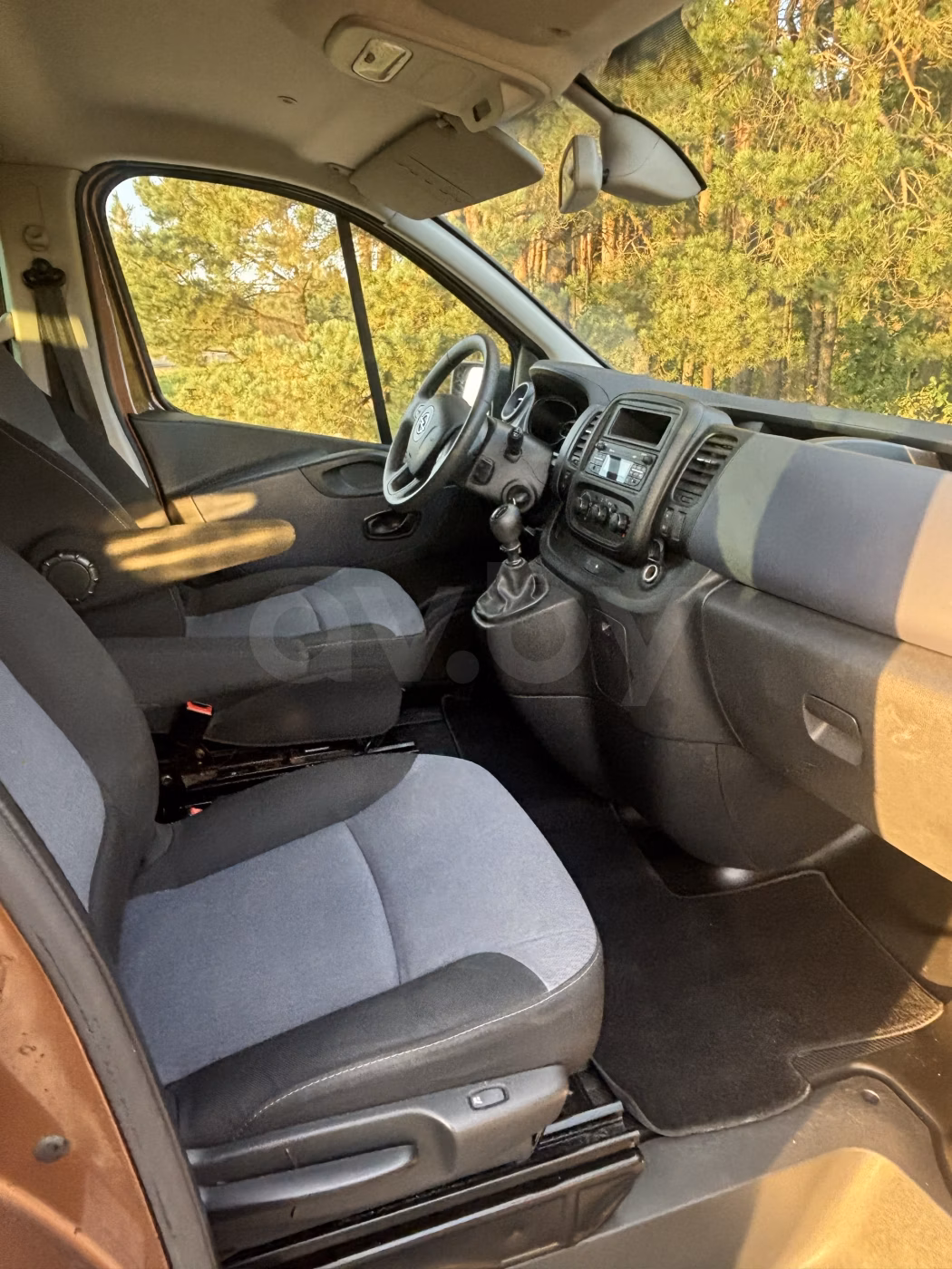 Opel Vivaro фото 12