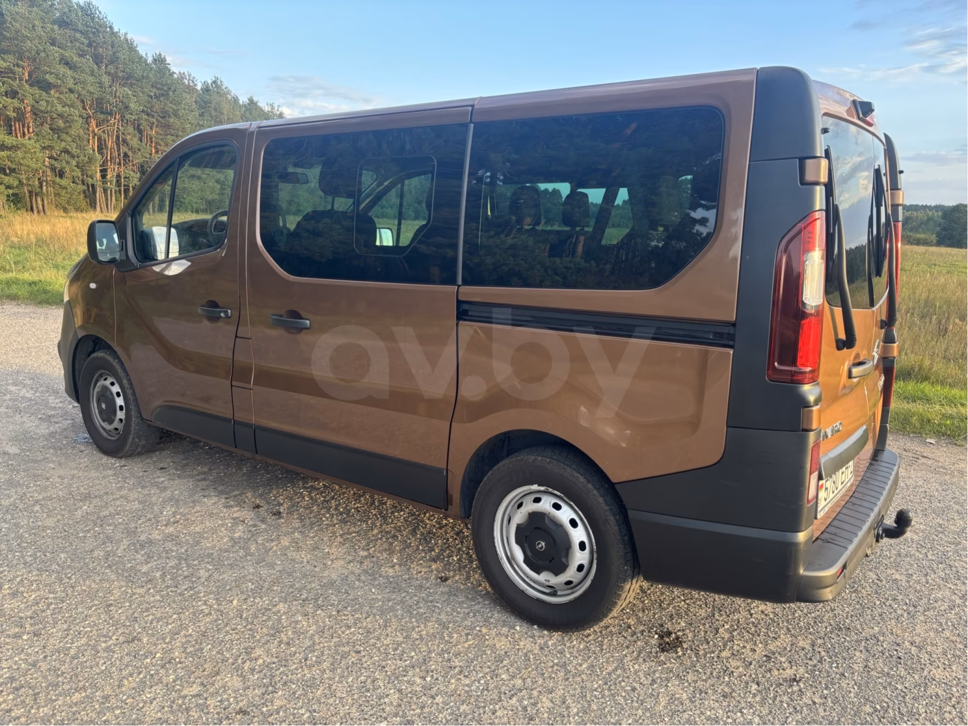 Opel Vivaro фото 6