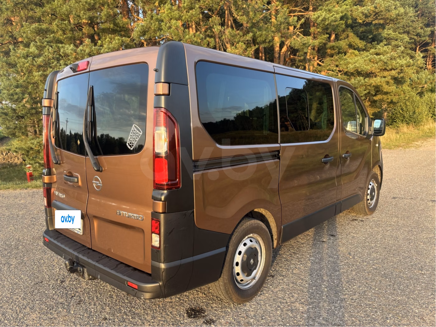 Opel Vivaro фото 7