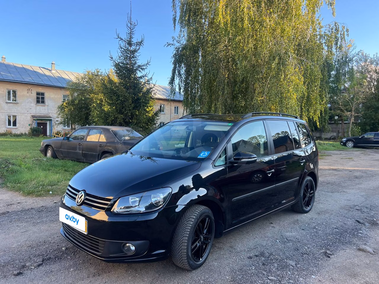 Volkswagen Touran фото 6