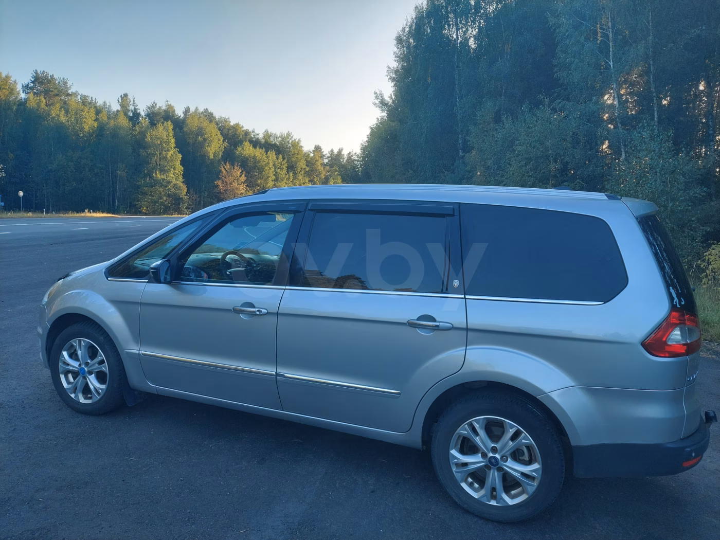 Ford Galaxy фото 5