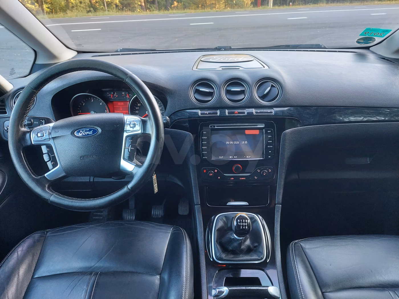 Ford Galaxy фото 8