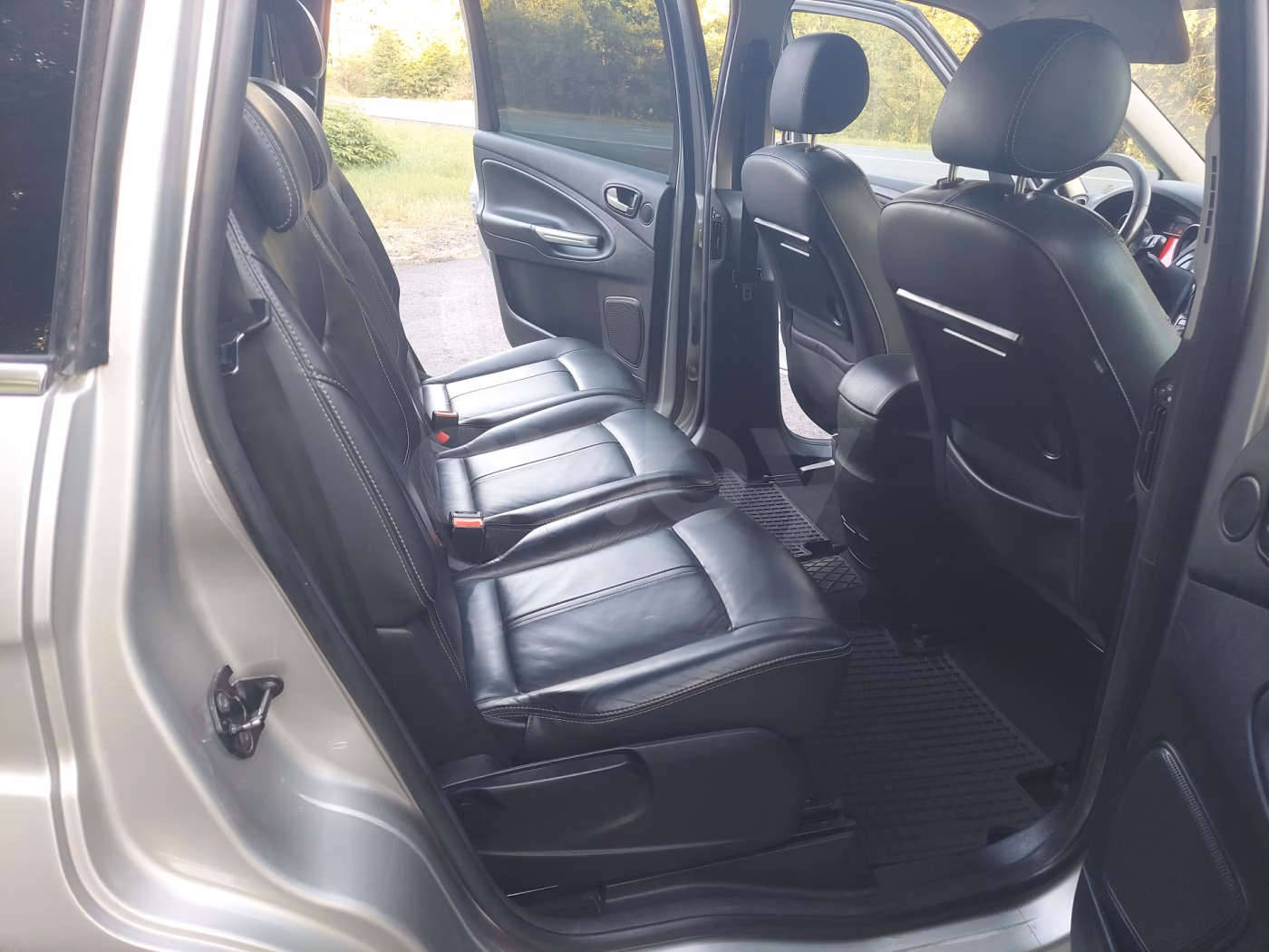Ford Galaxy фото 11