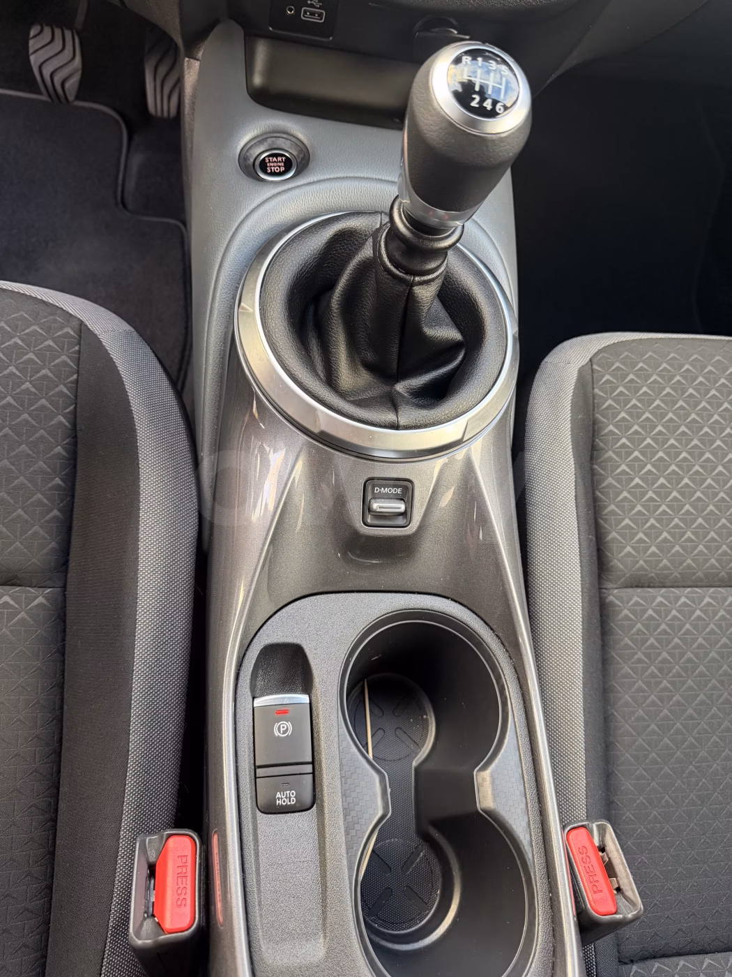Nissan Juke фото 13