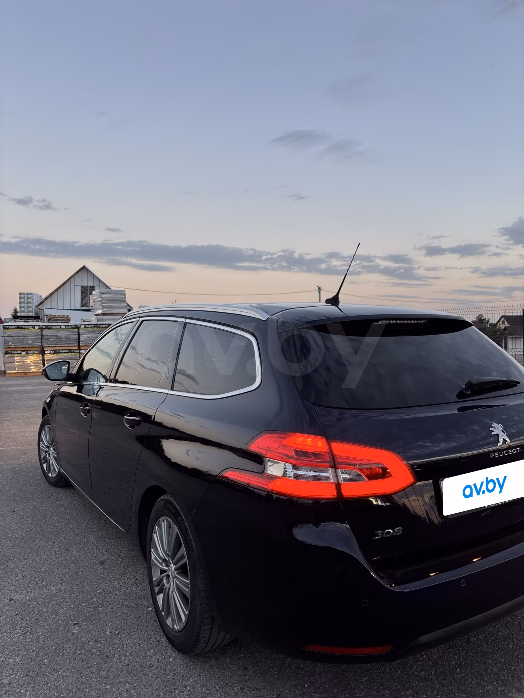 Peugeot 308 фото 6
