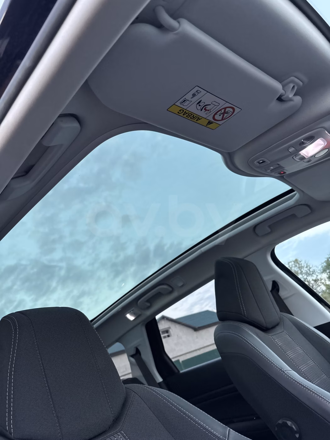Peugeot 308 фото 9