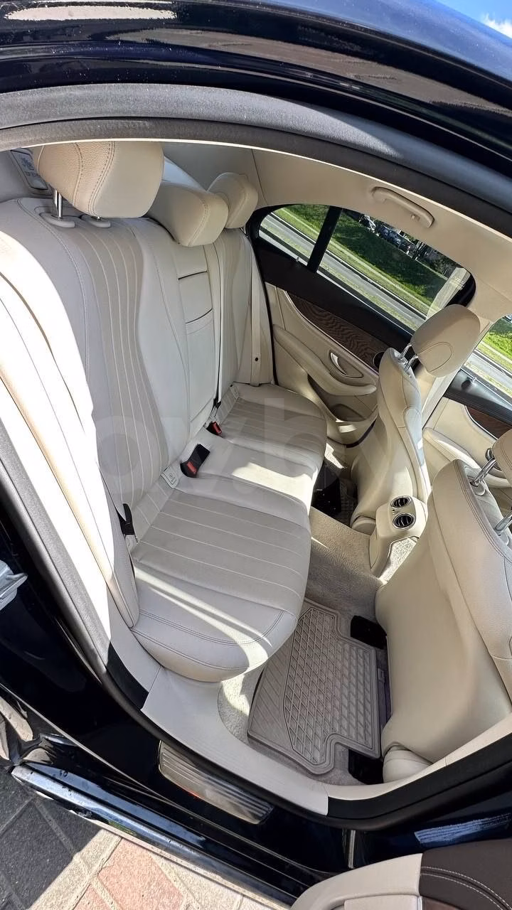 Mercedes-Benz E-Класс фото 9