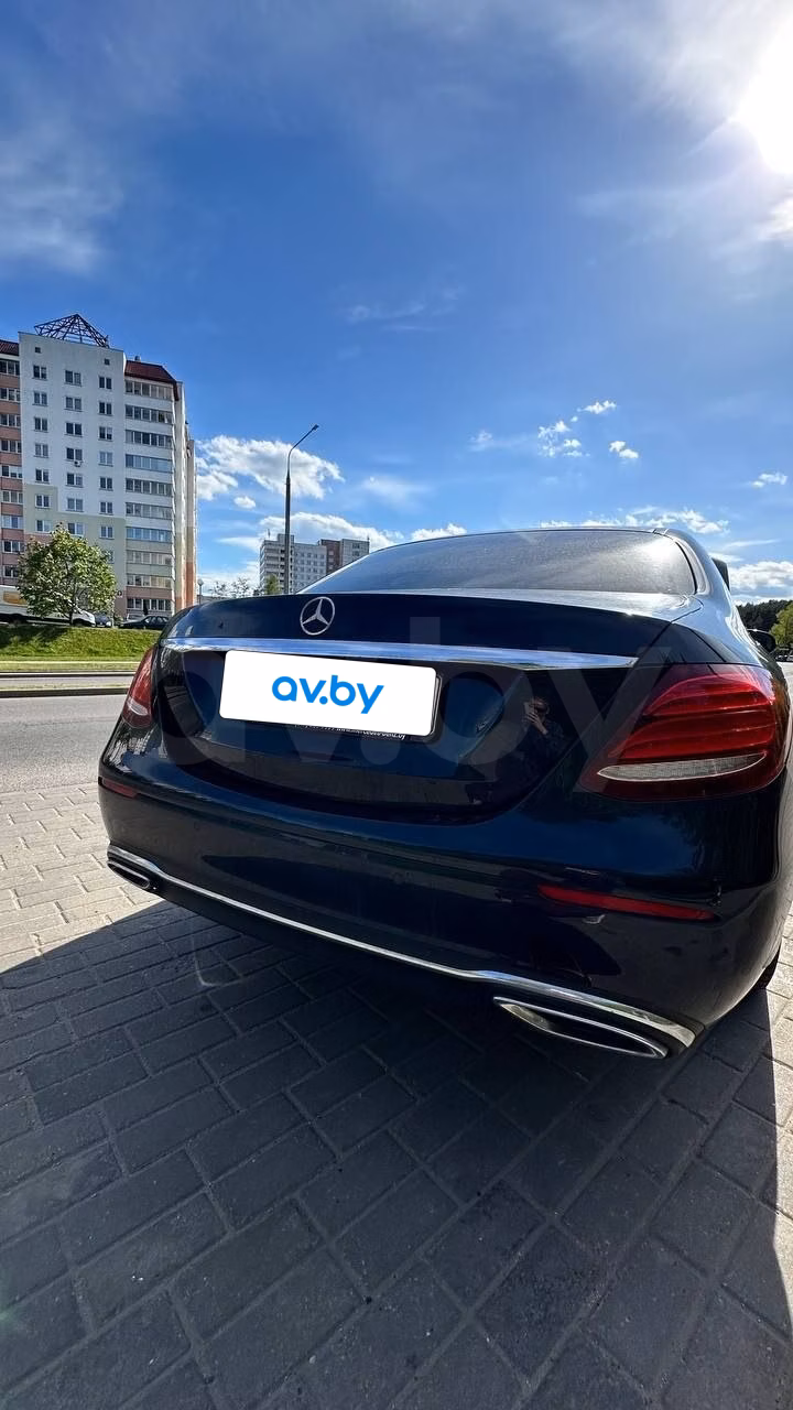 Mercedes-Benz E-Класс фото 6