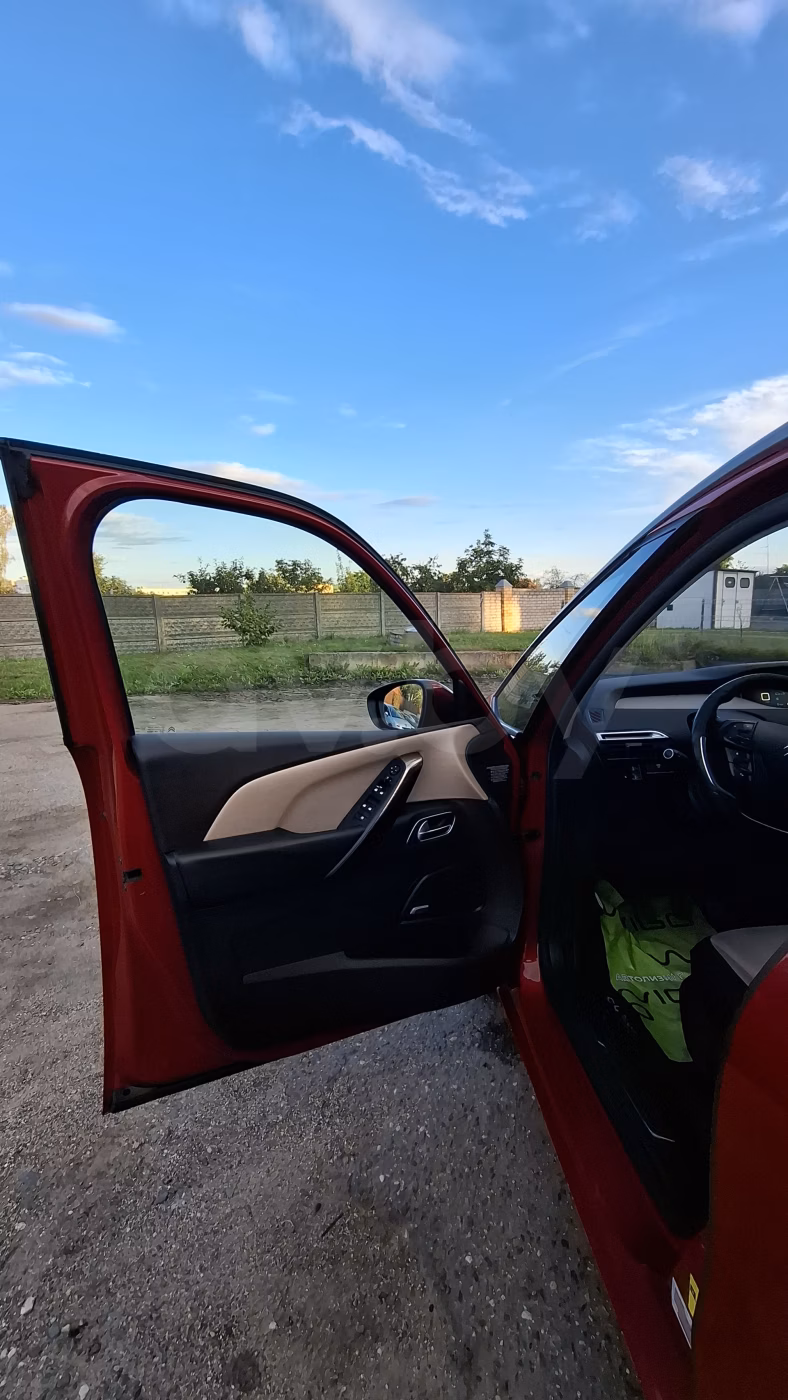 Citroen C4 Grand Picasso фото 11