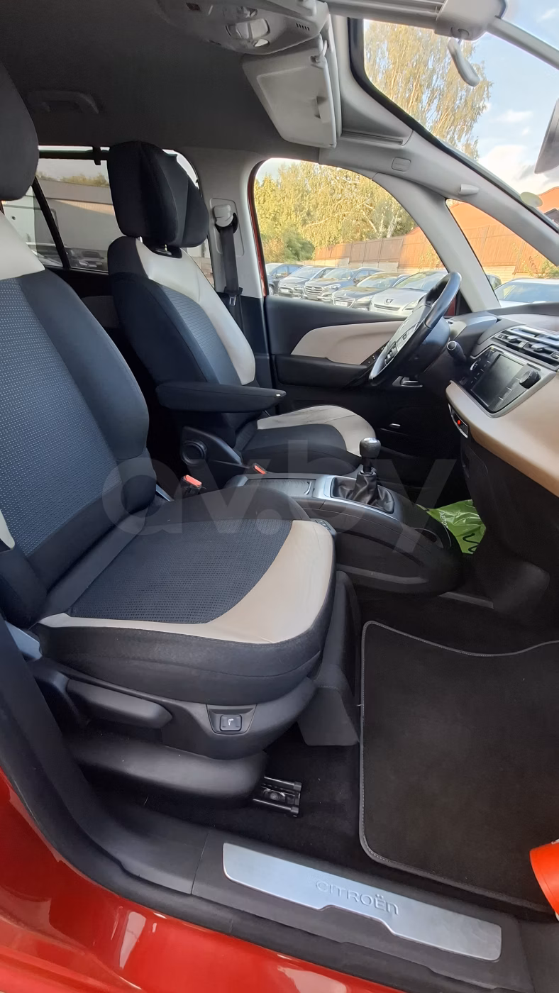 Citroen C4 Grand Picasso фото 15