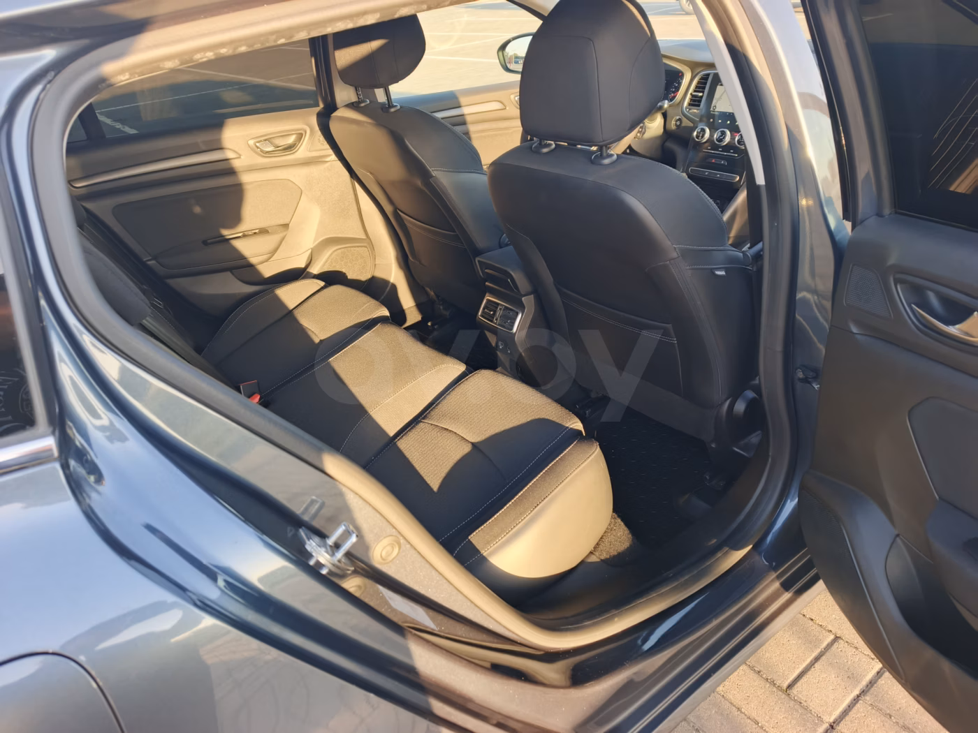 Renault Megane фото 11