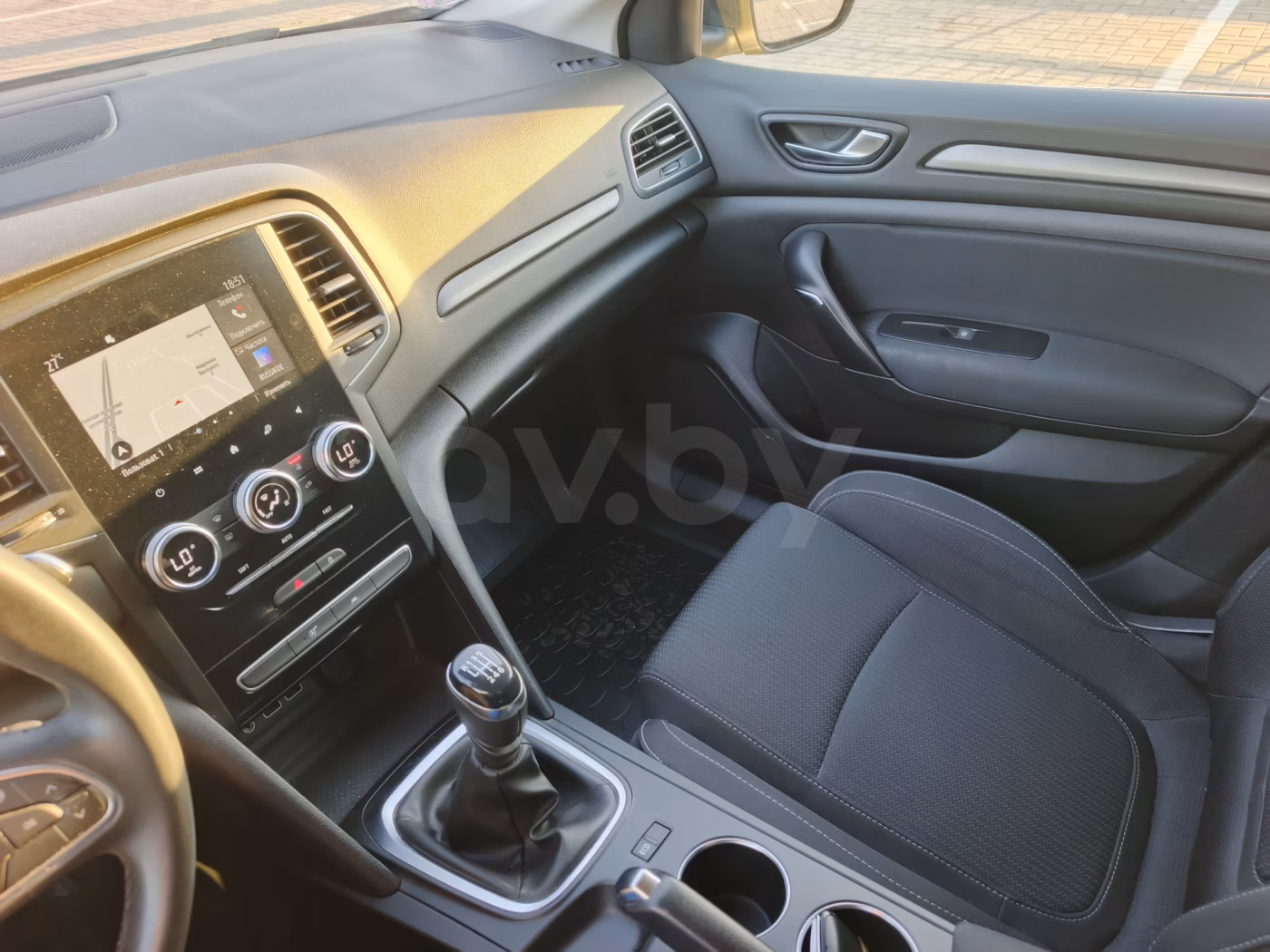 Renault Megane фото 23