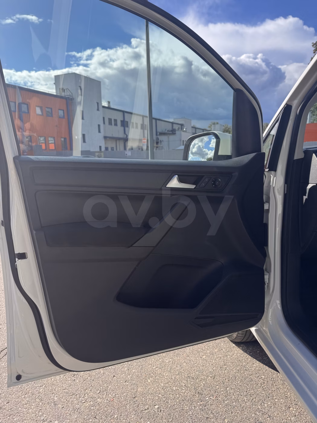 Volkswagen Caddy фото 10