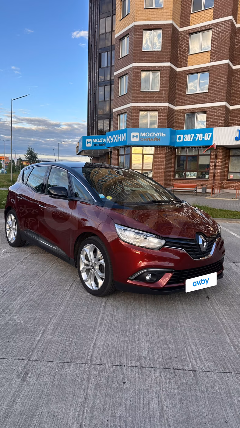 Renault Scenic фото 11