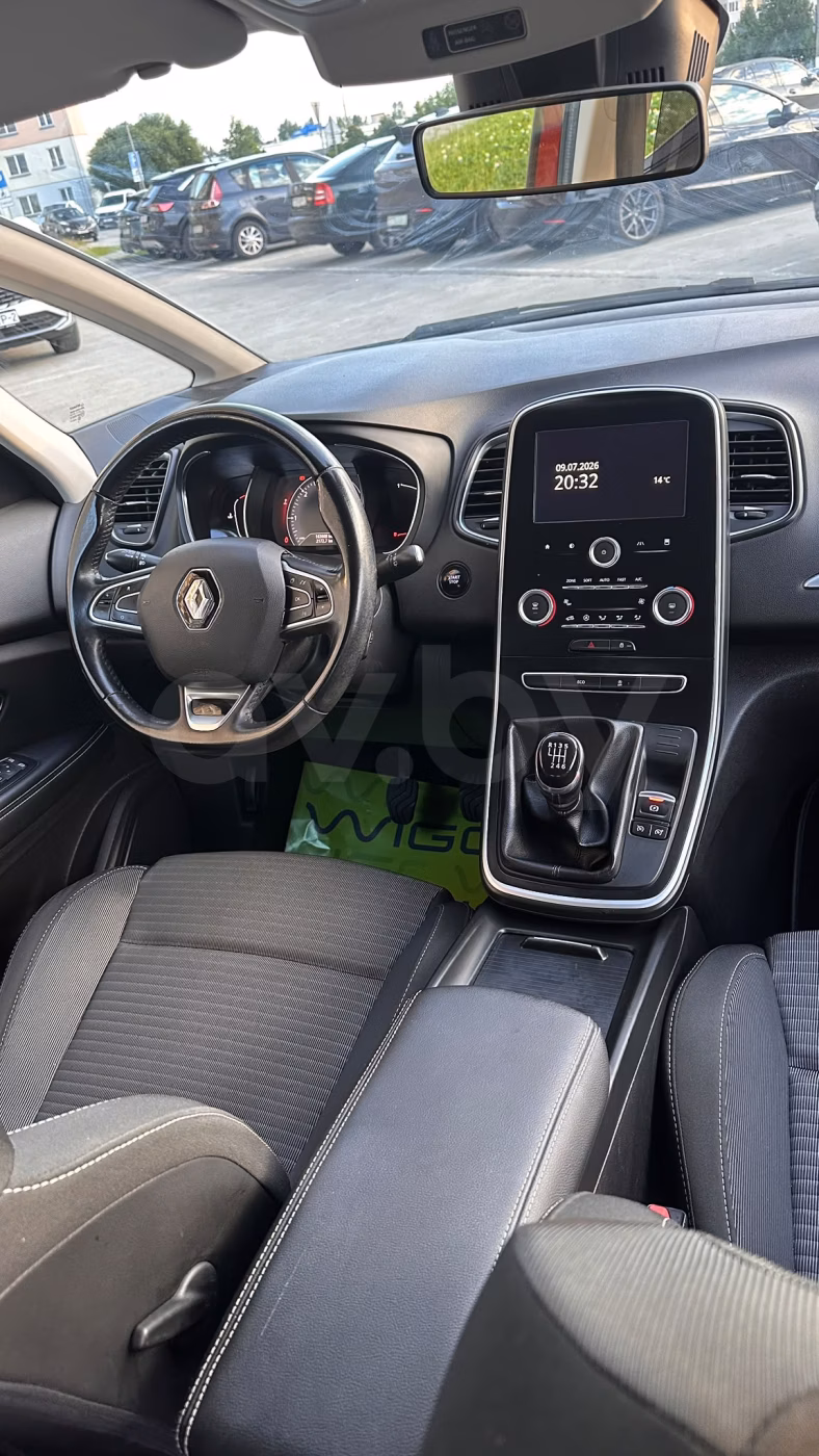 Renault Scenic фото 10