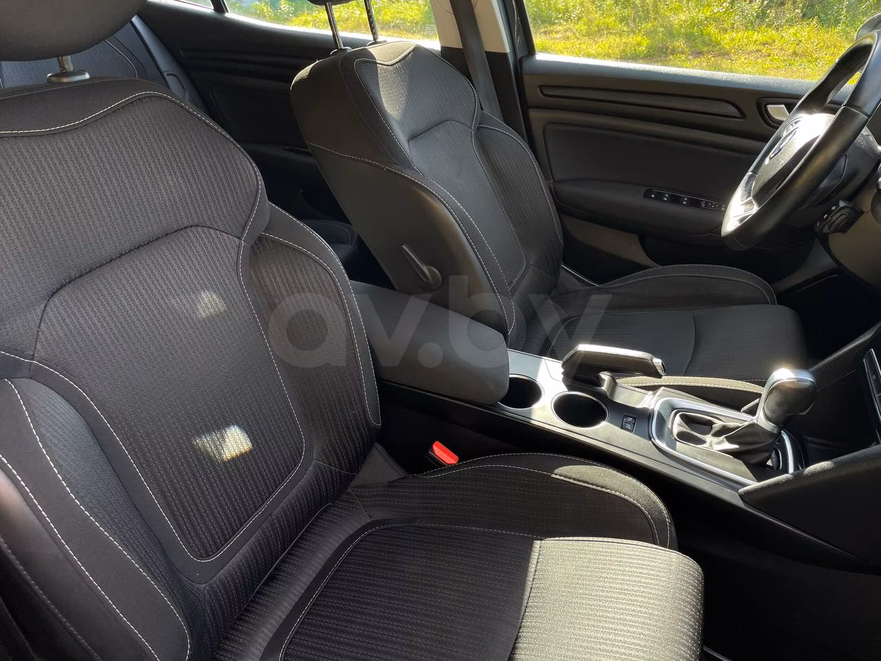 Renault Megane фото 5