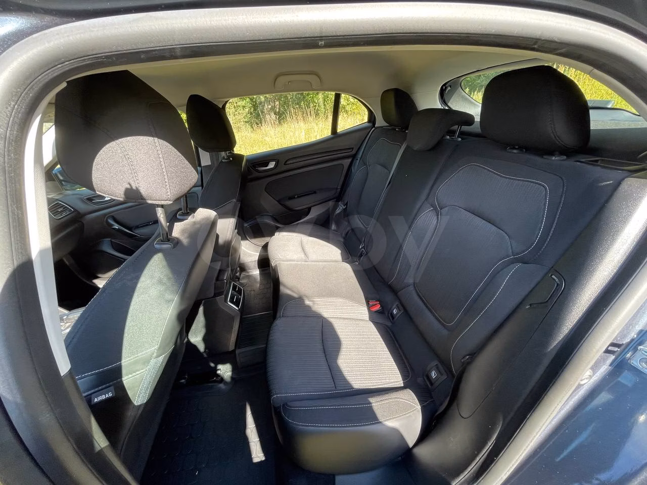 Renault Megane фото 12