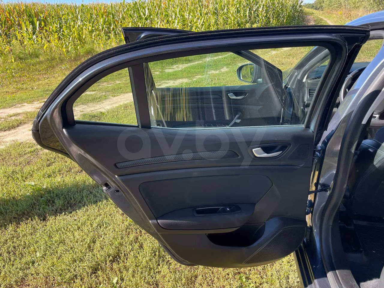 Renault Megane фото 16