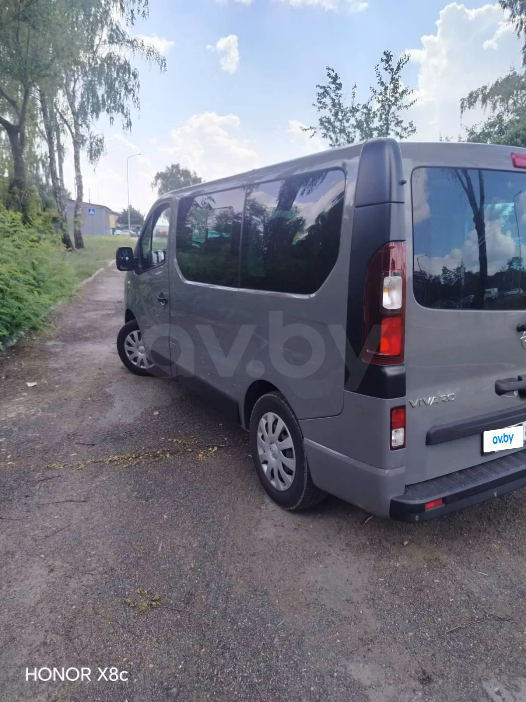Opel Vivaro фото 7
