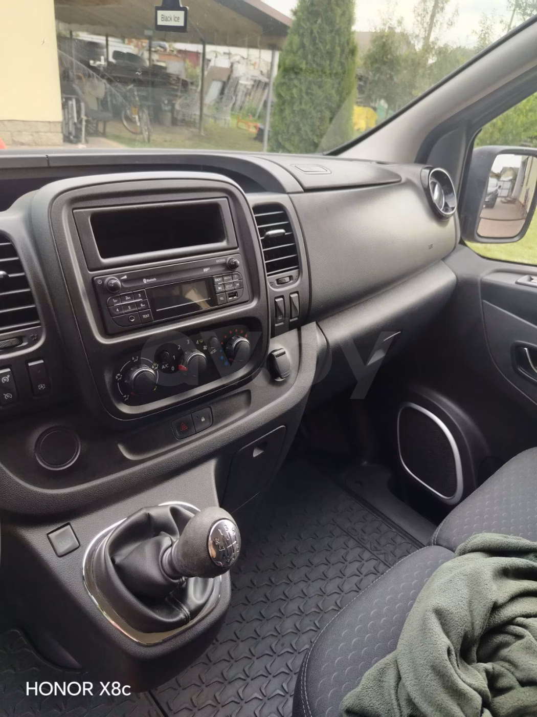 Opel Vivaro фото 17