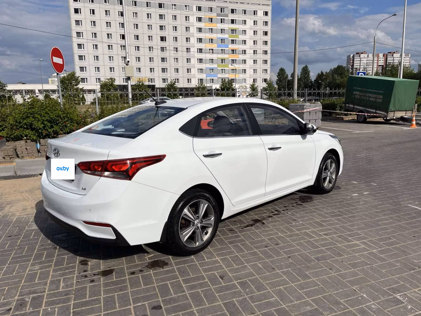 Hyundai Accent фото 3