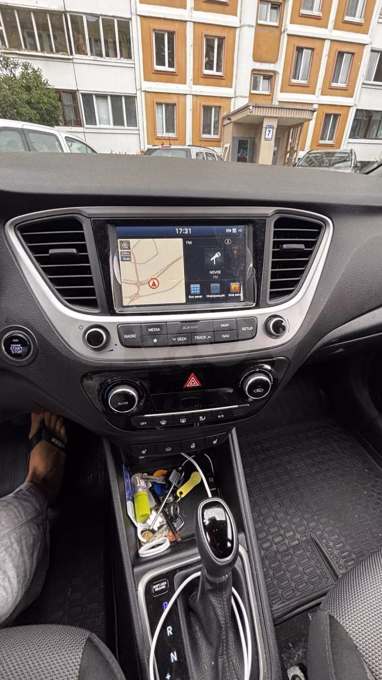 Hyundai Accent фото 4