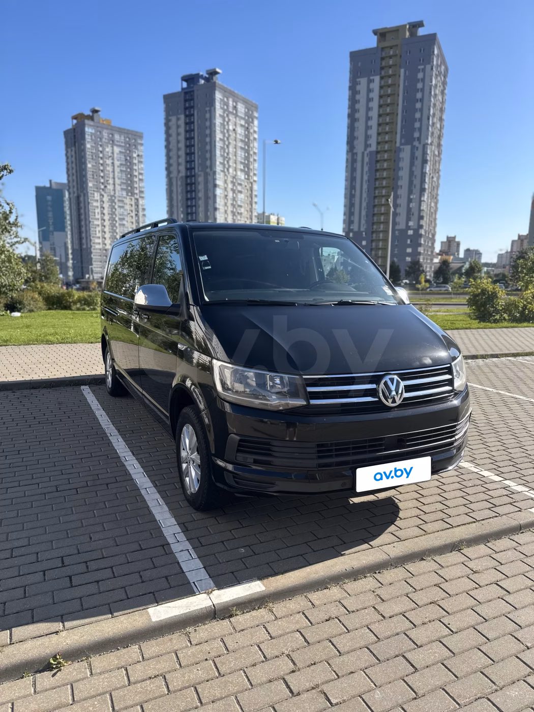 Volkswagen Caravelle фото 2