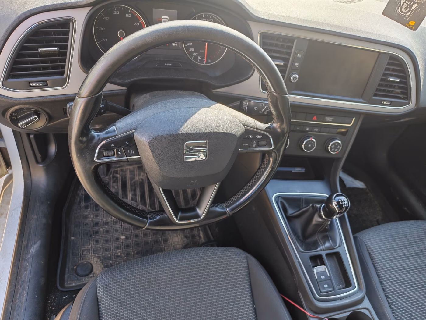 SEAT Leon фото 17