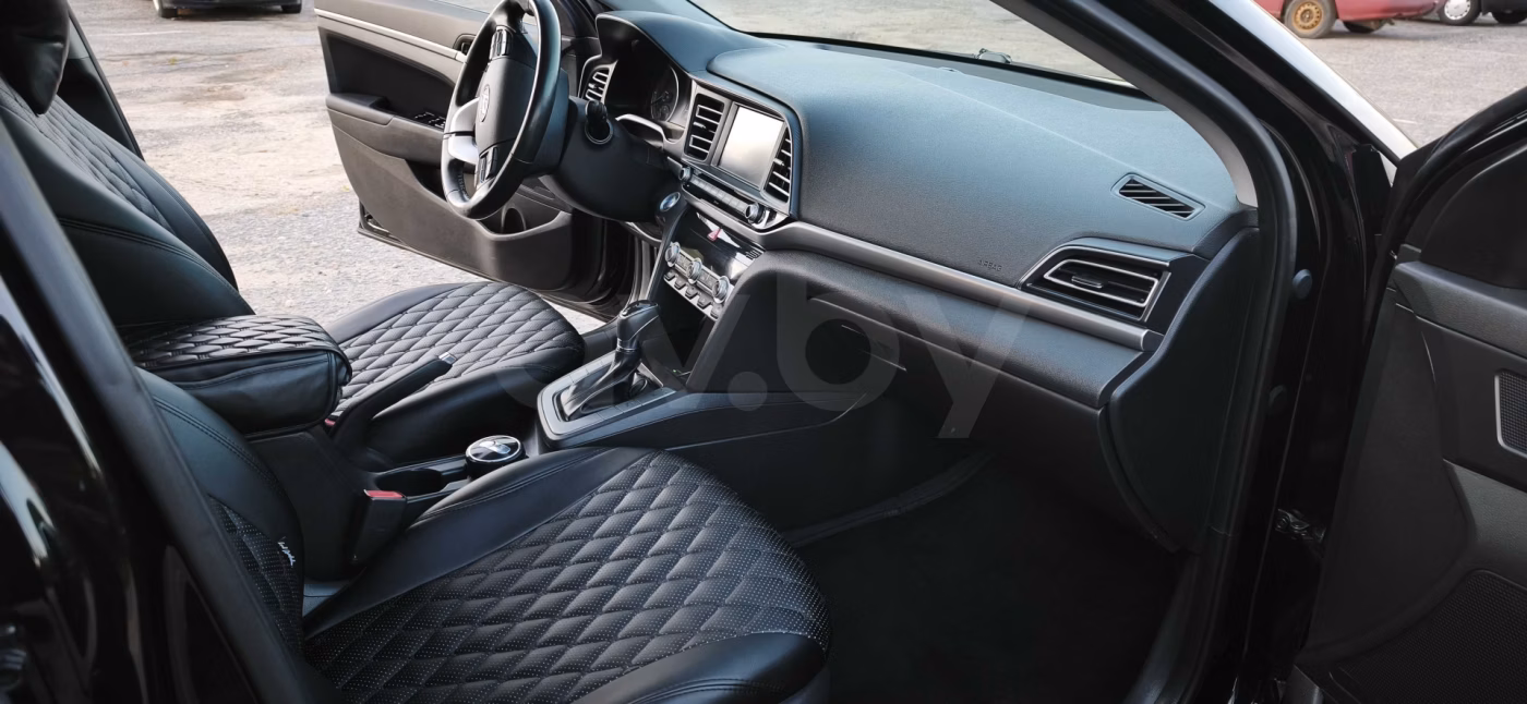 Hyundai Elantra фото 19