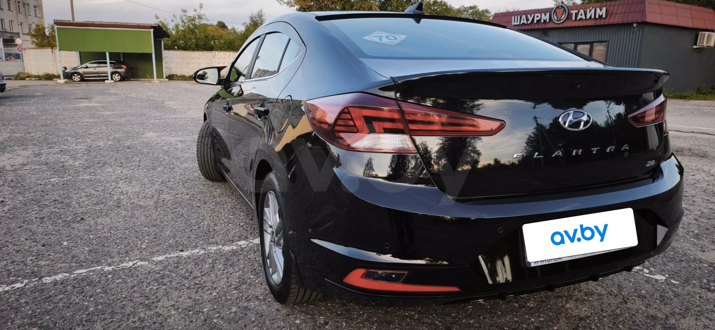 Hyundai Elantra фото 27