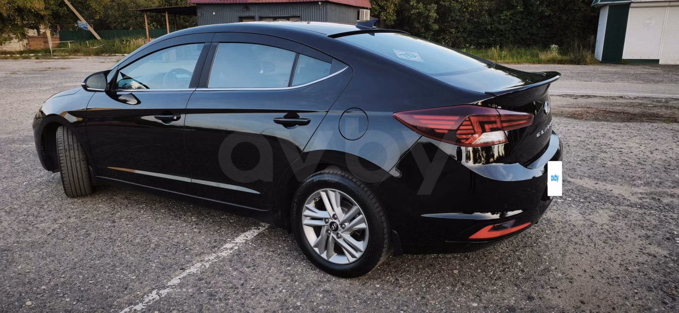 Hyundai Elantra фото 26