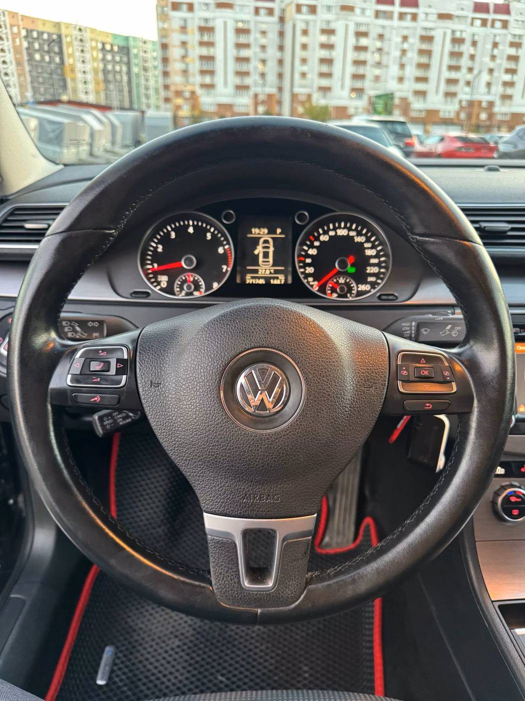 Volkswagen Passat фото 16